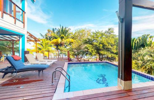 Caribbean Way House | Casa Corazón @ Eddie beach