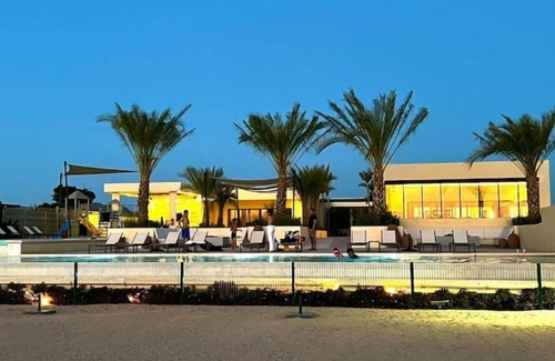 La Paz House | Casa Cortez - Four-Bedroom Luxury Villan