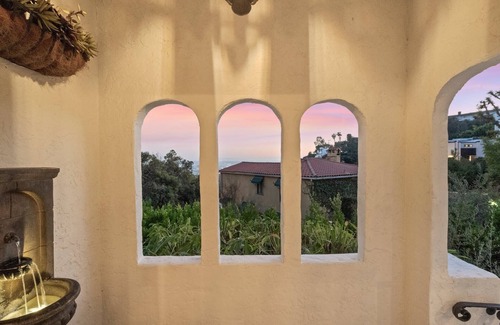 Hollywood Hills West House | Casa Cortona by Stay Awhile Villas