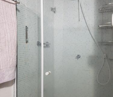 Cabore House | Casa Cultural Caiçara Paraty - WiFi, Vaga privativa, próxima ao Centro Histórico