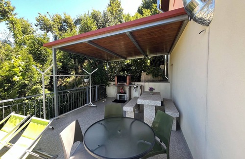 Cova Apartment | Casa de Casarelhos - T2 - Wifi - River and mountain views - Serra do Gerês