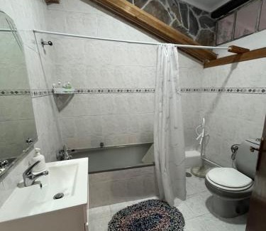 Freixo de Espada a Cinta Apartment | Casa da Avó Maria, Largo de Santo António, n 97395AL