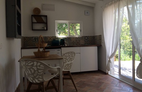Sao Bartolomeu Cottage | Casa da Amendoeira - King studio with sofa bed