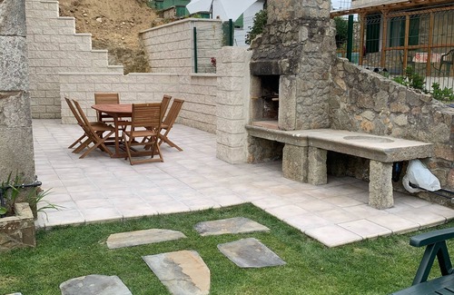 Valle House | Casa da Vizcaya, Xilloi Beach