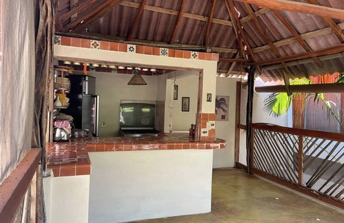 Barra de Potosi House | Casa de la Luna - El Mar