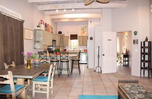 Santa Fe House | Casa De La Luz - 2 BR/2 BA Charming Santa Fe Home-1.6 Mile to Plaza-Pet Friendly