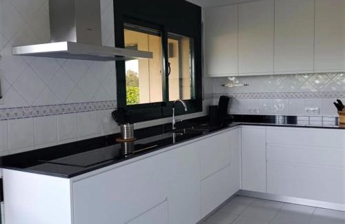Sant Pere Pescador House | Casa de lujo en primera línea: piscina, A/A, Wi-Fi, barbacoa, jardín, 50m de la playa. - ES-89-113