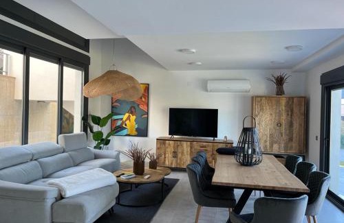 Benajarafe House | Casa de Recreo