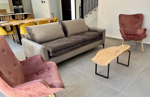 Ardenya House | Casa del Camí, Rural House 14 min away from the Beach, Calma i Pedra group