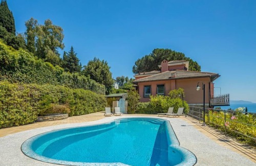 Rapallo Apartment | Casa del Leone I by Interhome