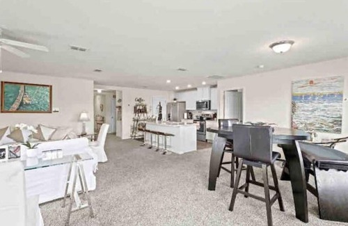 St. Augustine House | Casa Del Mar coastal near all pup friendly