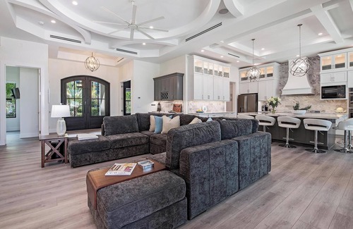 Marco Island House | CASA DEL MAR - Walk to Snook Inn and the Marco River Marina!
