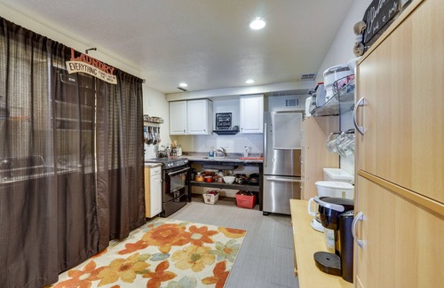Altamont Apartment | ‘Casa Del Moro’ Klamath Falls Apt: Pool & Hot Tub!