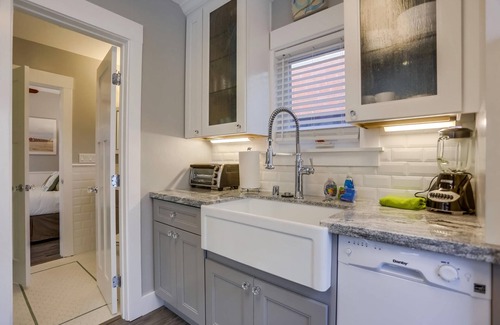 Village of La Jolla House | Casa del Sol |Charming 1BR Cottage | Heart of LJ