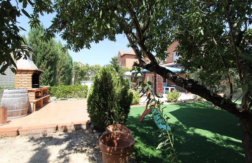 Sesena Ski Chalet | Casa del Valle. TuCasaTemporal
