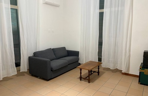 Rione Sanita Apartment | Casa delle camelie - Two Bedroom Apartment, Sleeps 6
