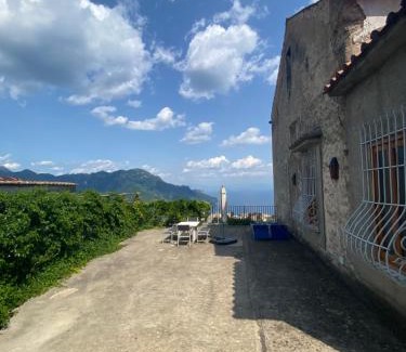 Scala House | Casa di don Francesco