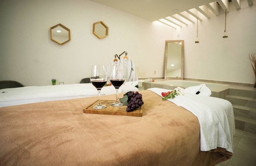 Ezequiel Montes Hotel | Casa Diamante Viñedos