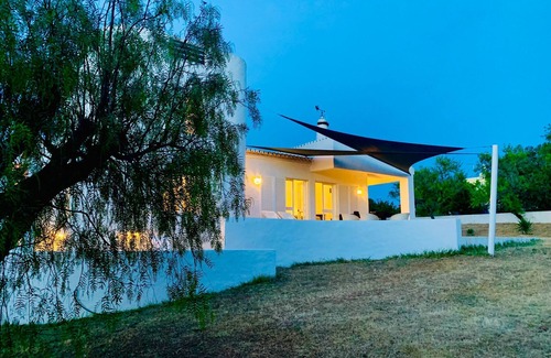 Poco Partido Villa | Casa do Algarve 4 bedroom Villa in Carvoeiro