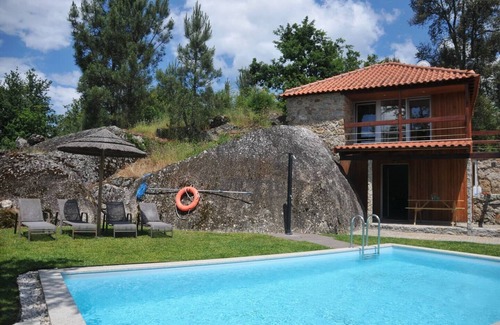 Arcos de Valdevez House | Casa do Carvalho Pool Spa Wellness Retreat @Gerês