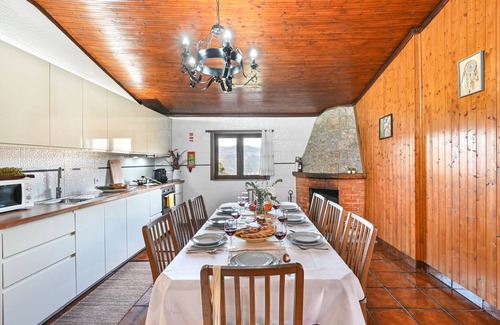 Ventosa House | Casa do Recanto T3 w/Pool by Sé Apartamentos