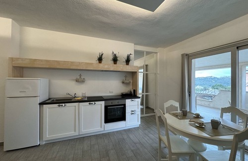 Palau Apartment | Casa Efix - Apartment with large terrace and pool Palau
