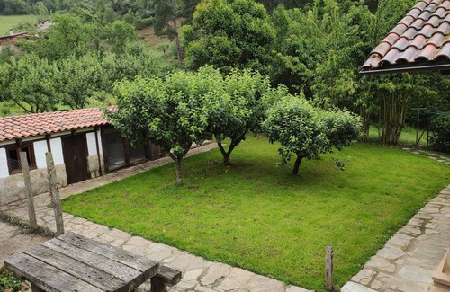 Arguebanes House | Casa el Viñadal, the viewpoint of the Picos de Europa.