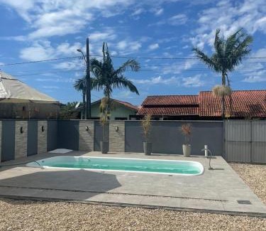 Praia da Armacao do Itapocoroi House | Casa em Penha - Armação-Itapocoroy