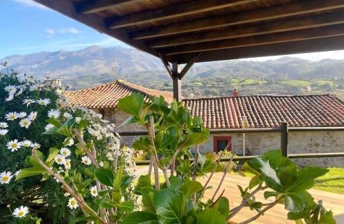 Sales House | Casa en aldea frente a la Sierra de el Sueve