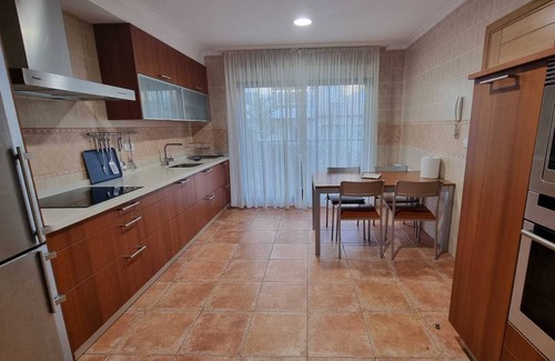 Carril Ski Chalet | Casa en la playa con vistas mar, jardin y terraza