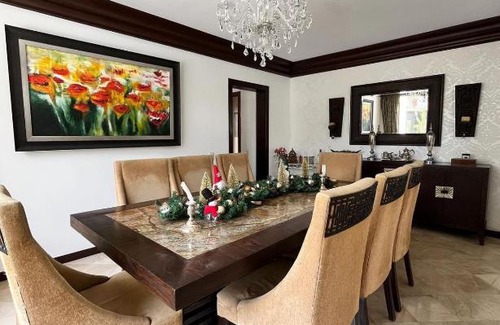 Samborondon Villa | Casa En Samborondon