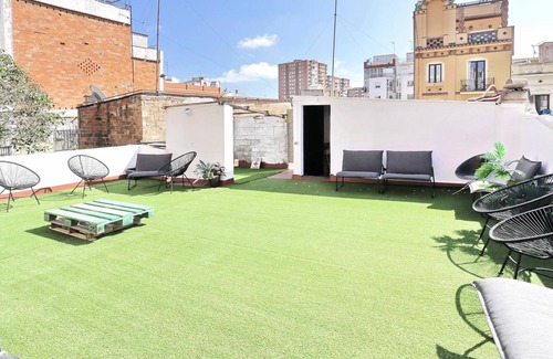 Collblanc y La Torrassa Apartment | Casa Nanit Apt B near Camp Nou
