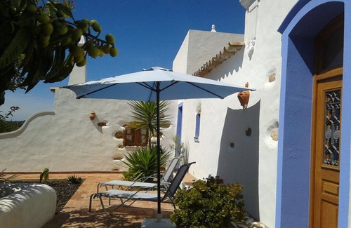 Olhao Apartment | Casa Estrela - restored 100 year old farmhouse, magical & close to the sea.