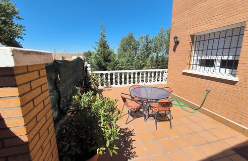 Sesena Ski Chalet | Casa Faisanes. TuCasaTemporal