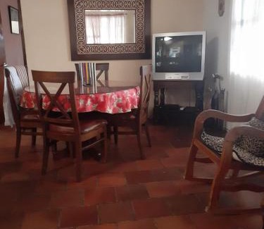 Alban House | Casa finca El Girasol