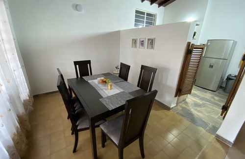 Envigado Cottage | Casa Finca en Sabaneta Antioquia a 5 min del Centro Comercial Mayorca Apto 101