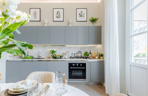 Lucca Historical Center Apartment | Casa Gina, a modern charming urban retreat with free parking by the train station and the Walls of Lucca