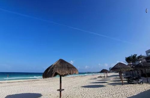 Cancun Villa | Casa Hacienda para grupos con Alberca en Cancún