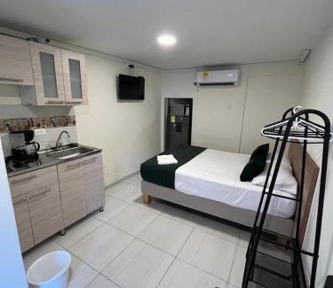 Cali House | CASA HOTEL FLOR DEL VALLE