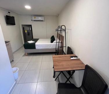 Cali House | CASA HOTEL FLOR DEL VALLE