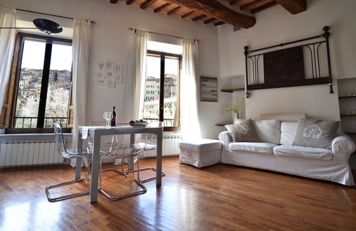 Siena City Centre Apartment | Casa in Contrada - Apartment near the Tower