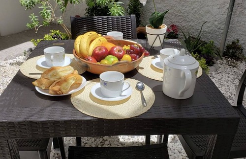 Cuenca Apartment | Casa Isabel. Cozy 6 bedrooms apartment. Cuenca's Historical District.