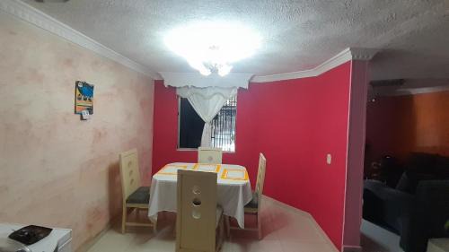 Comuna 4 House | Casa Italo-Colombiana