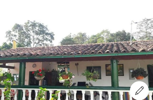 San Gil House | Casa La Esmeralda