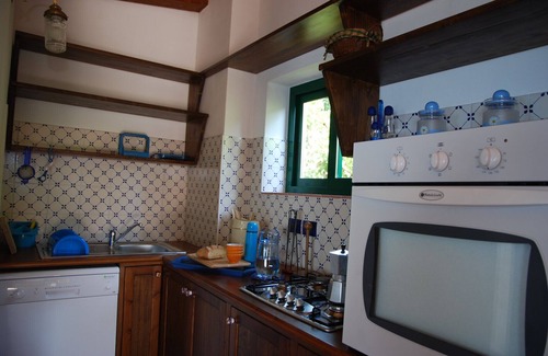 Ricadi House | Casa Lampedusa, for 2 people, with sea view, shared pool and access to the beach