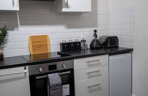 The Westside Apartment | Casa Leila Waterfront Apartment Mailbox - For Couples to Business leisure.
