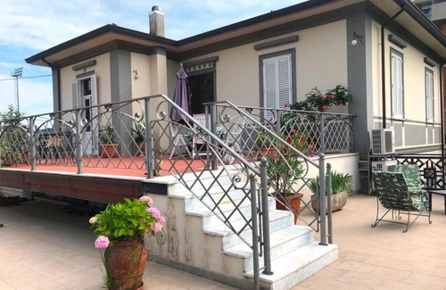 Carrara Villa | casa liberty magnolia