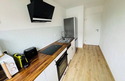 Munchen District Apartment | Casa Lobo - 3BR stay close to Munich City and Airportnn