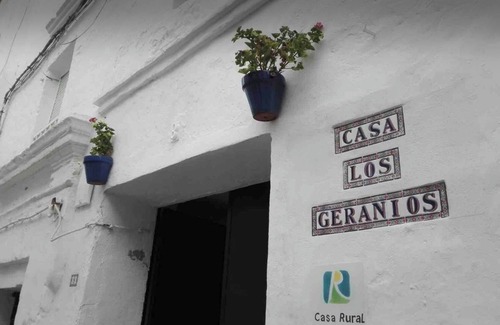 Arcos de la Frontera House | Casa LOS Geranios Ideal Para Relajarte en Familia o con Amigos