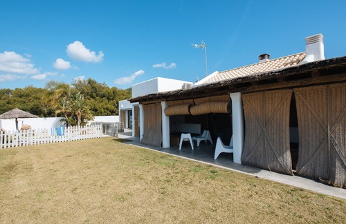 Los Canos de Meca House | CASA LOS SUEÑOS -RELAX 1000M2, SAND POOL; Free WIFI; BBQ, A/C